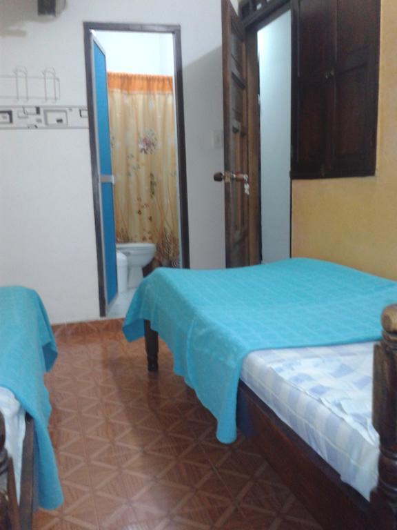 Hospederia Casa Familiar Hotell Santa Marta  Rum bild