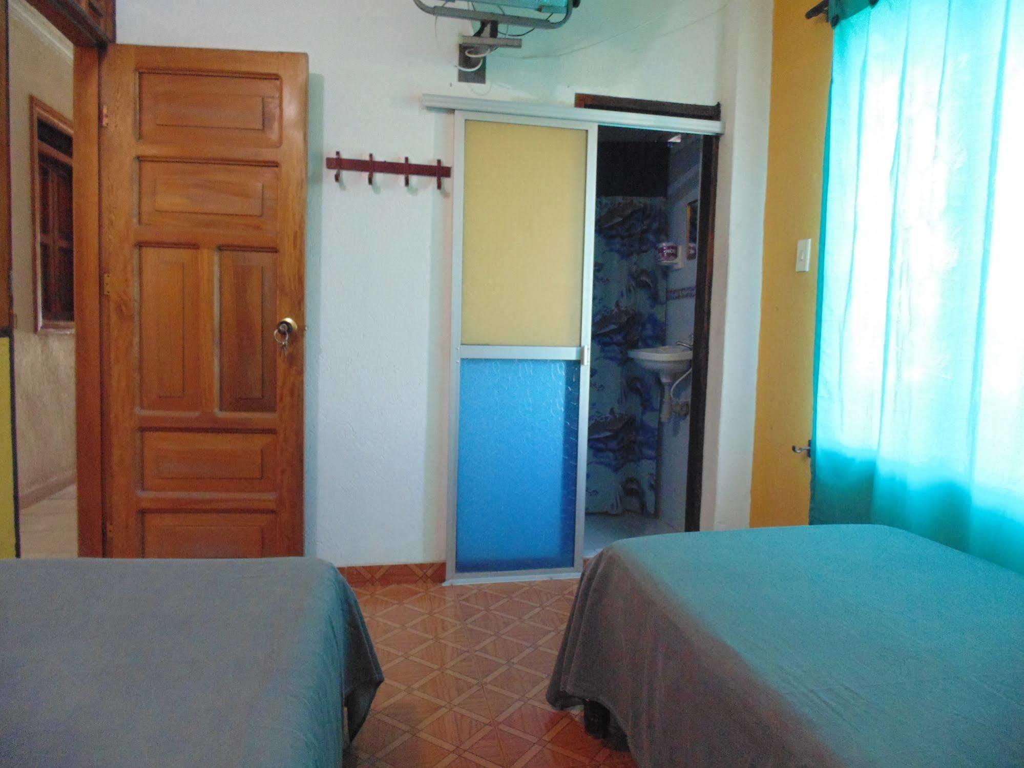 Hospederia Casa Familiar Hotell Santa Marta  Exteriör bild