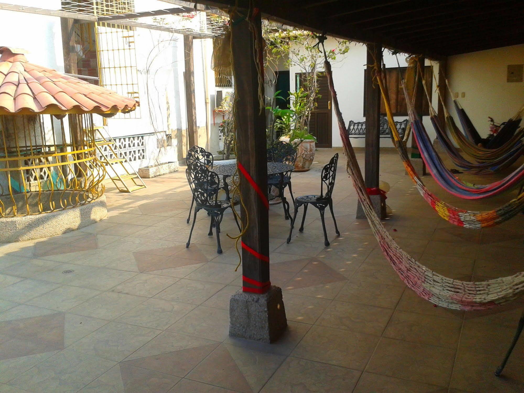 Hospederia Casa Familiar Hotell Santa Marta  Exteriör bild